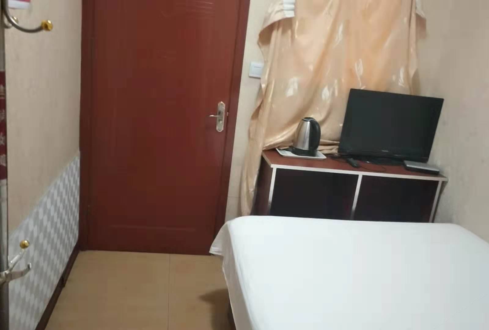 标准大床房