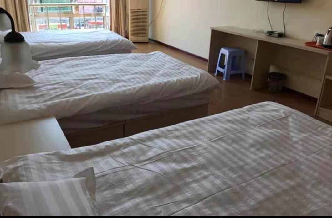三床普通间