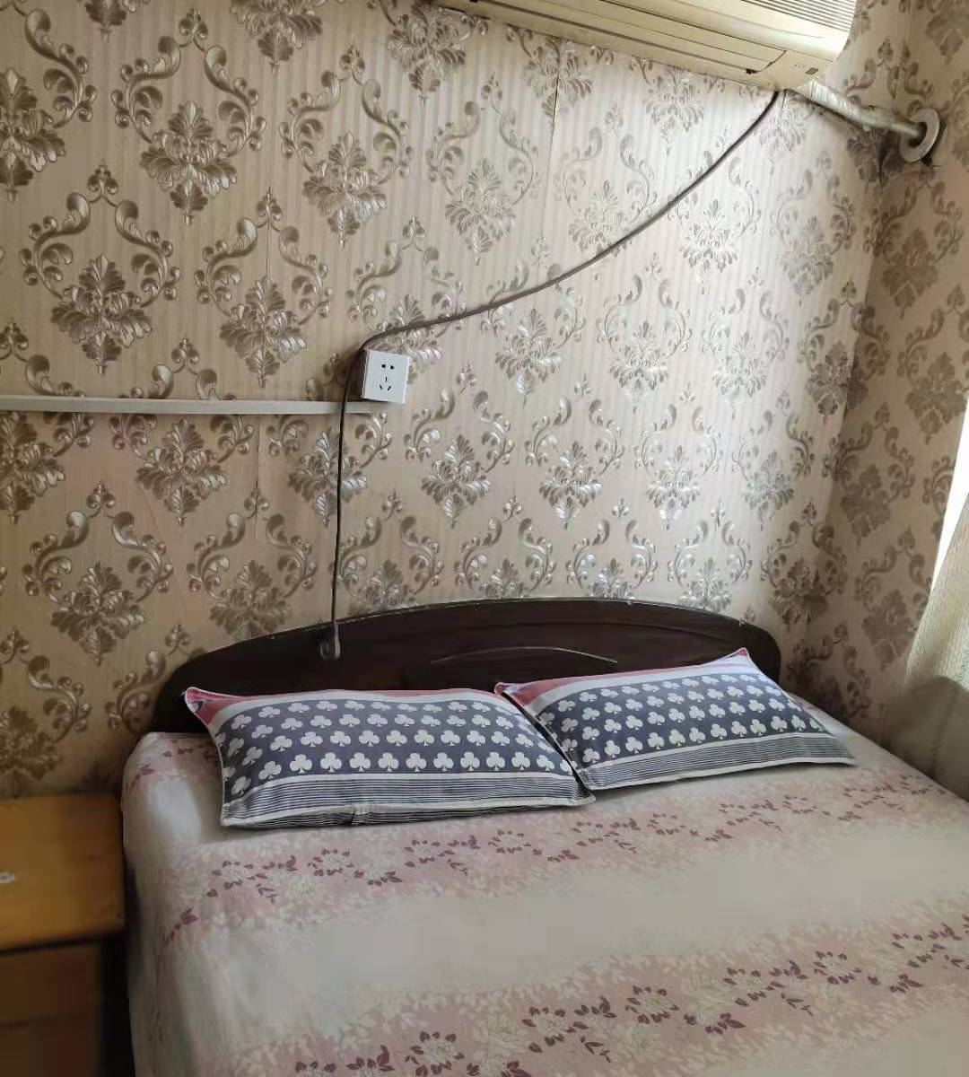 标准大床房
