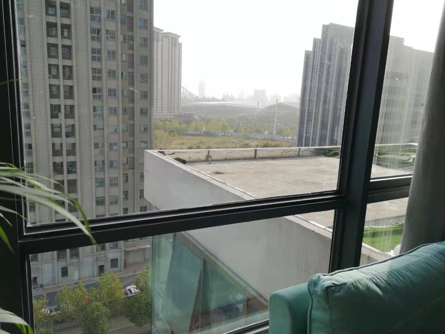 现代简约双床房
