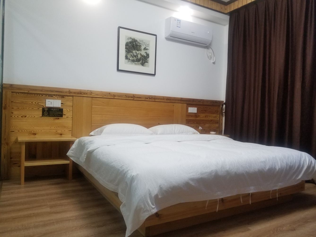 简约大床房