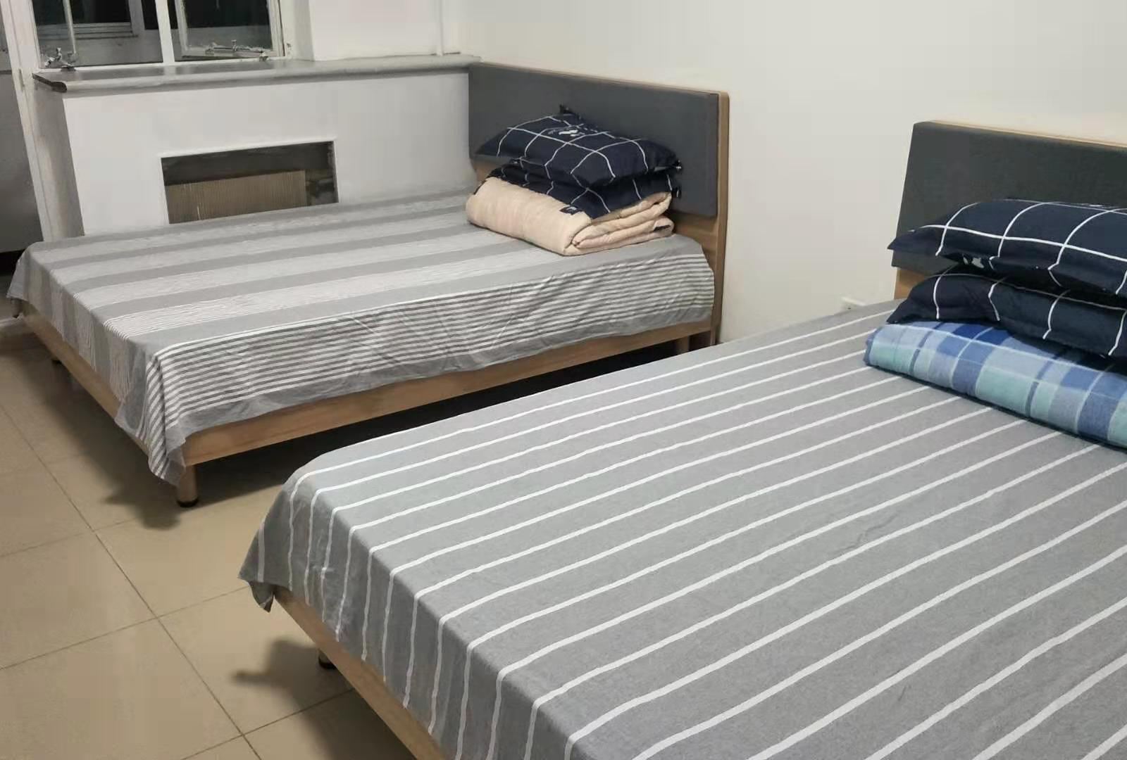 四人间(公共卫浴)