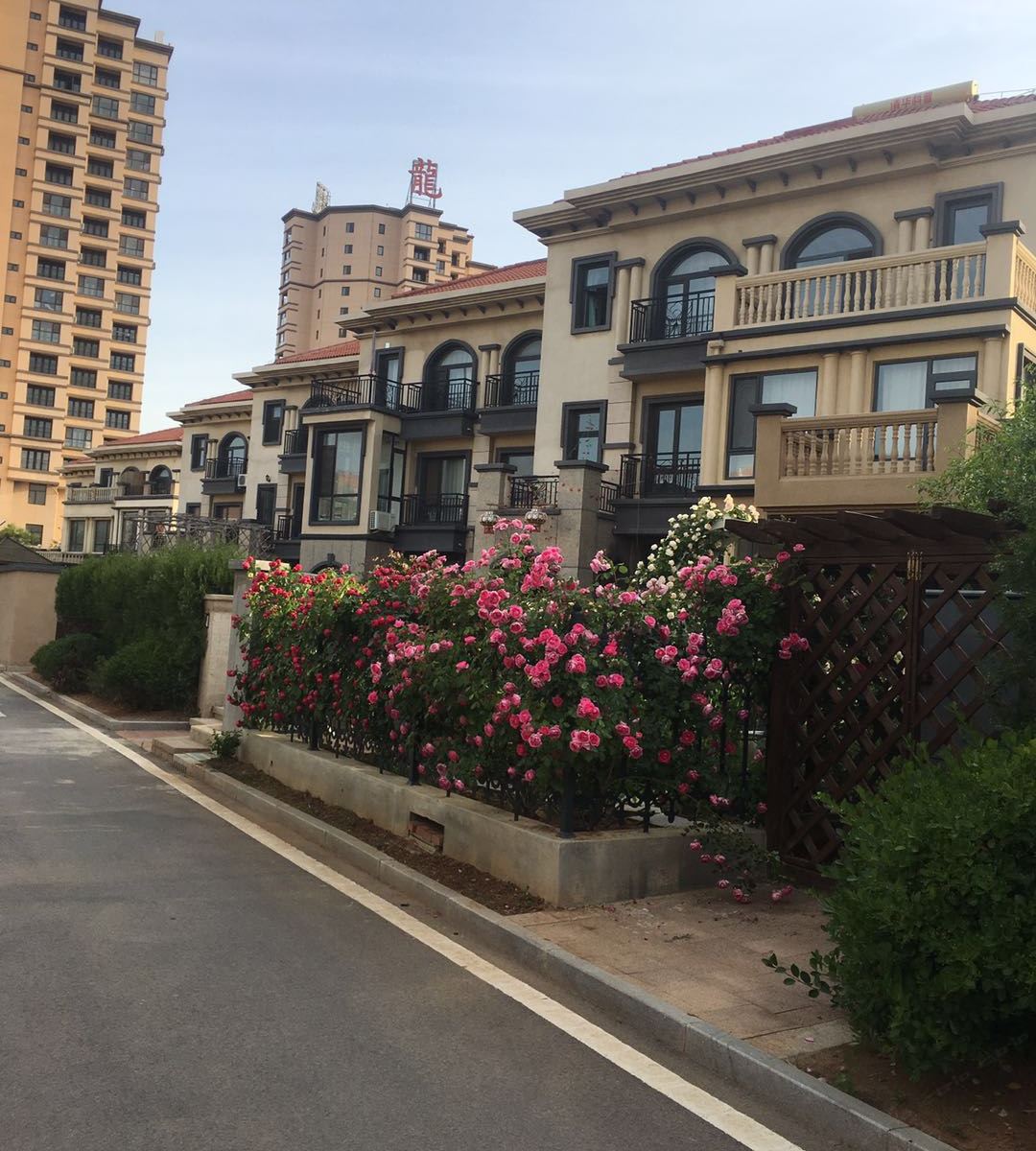 欢墅·度假别墅(大连世茂御龙海湾店)