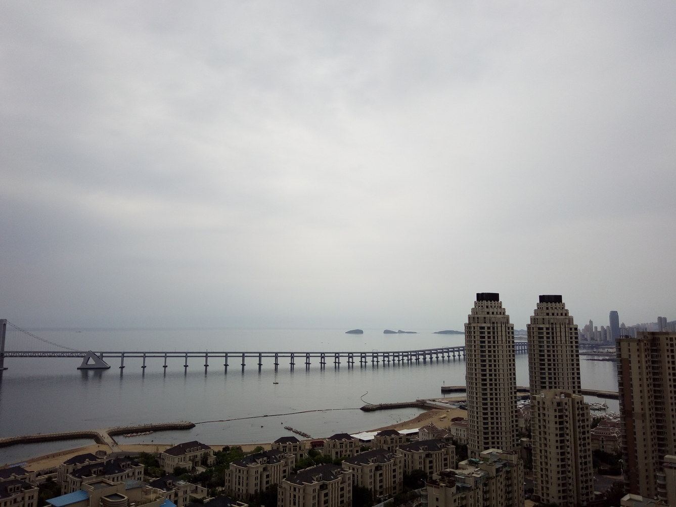 大连浪漫海景双床房酒店式公寓