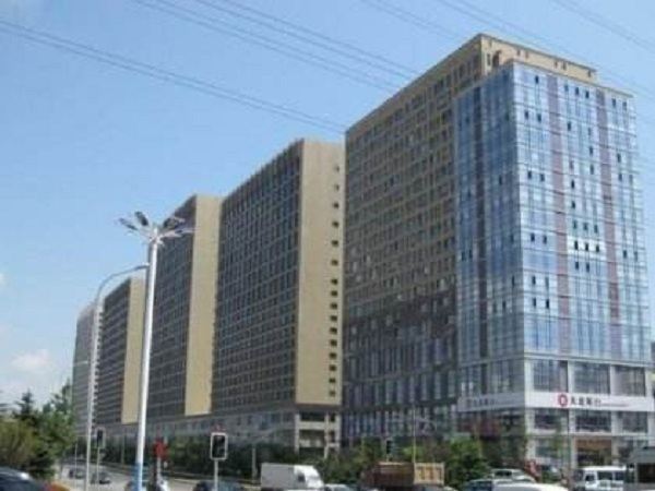 Uhome精臻公寓式青年旅社(大连高新万达店)