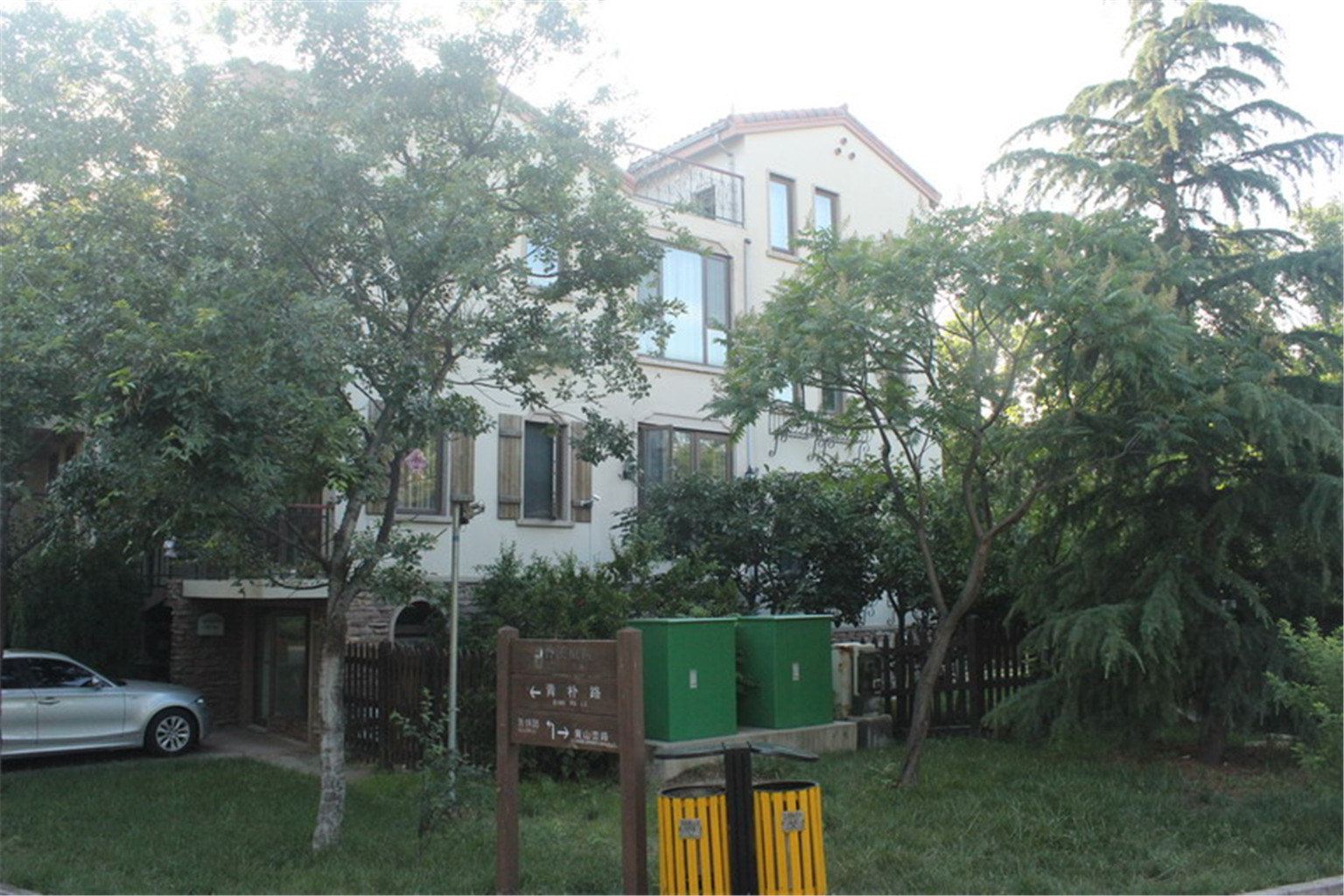 百富旗连锁公寓(青岛火车站店)