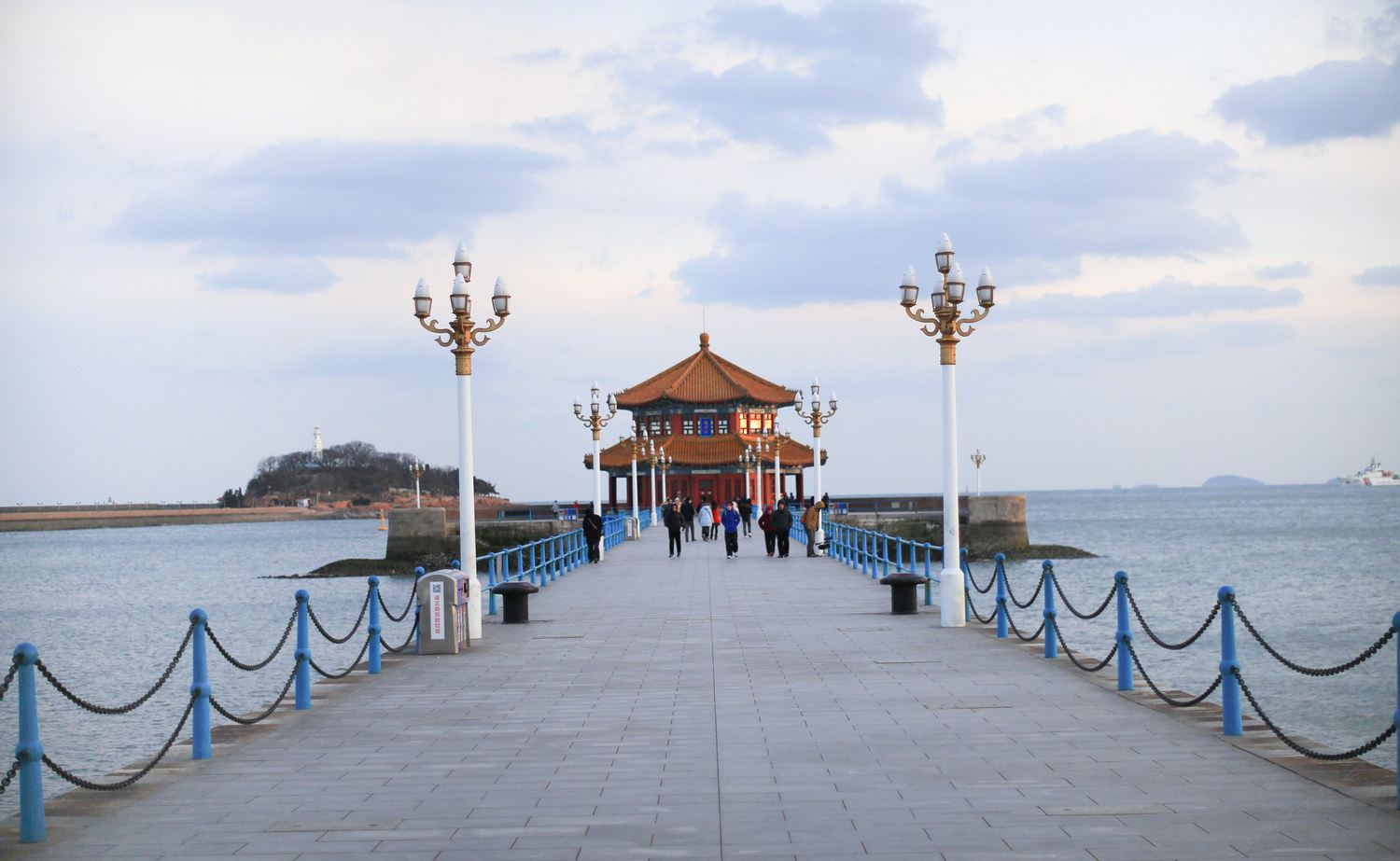 海边人公寓(青岛贵州路店)