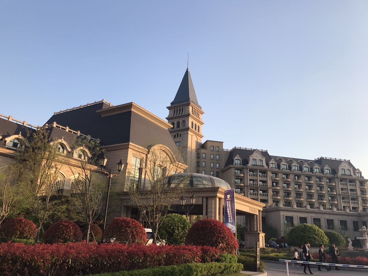 青岛好时光复式公寓(S293(漓江东路)分店)