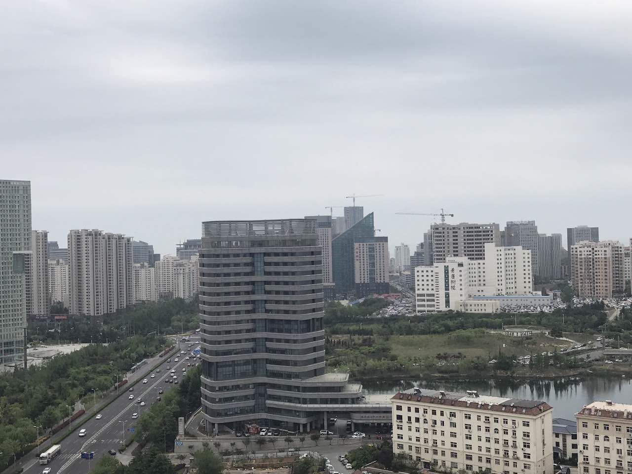 青岛一个嘴巴子公寓
