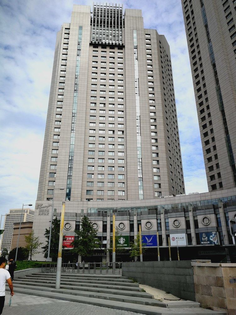 青鸟民宿(青岛五四广场步行街店)