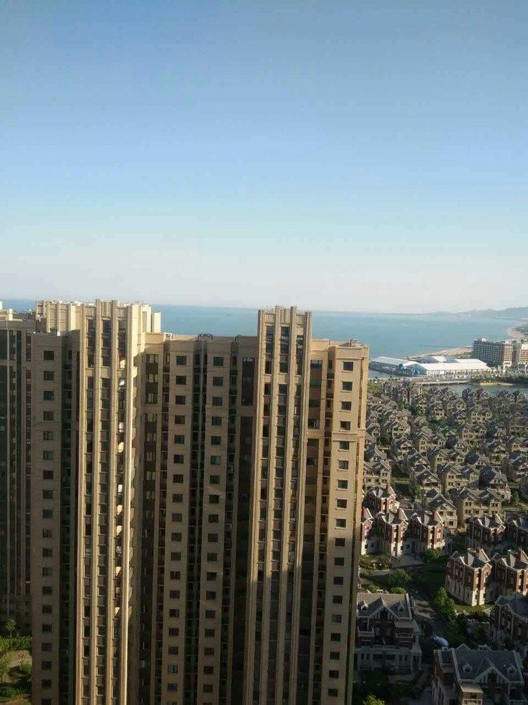 青岛青岛城市阳台海景日租房公寓