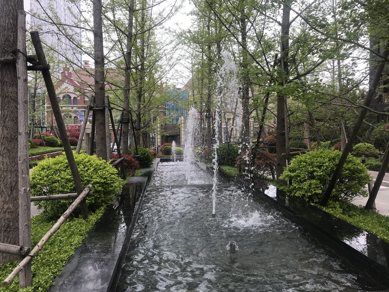 青岛跃跃余是公寓