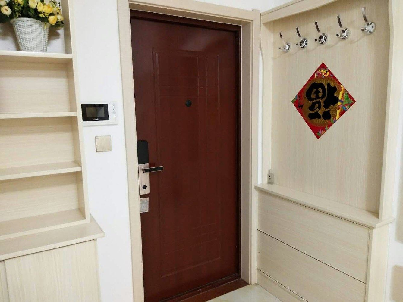 青岛蒙娜丽莎日租公寓(6号店)