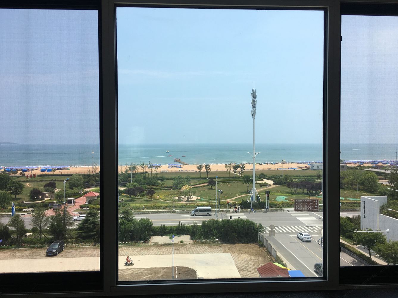 青岛金沙滩彩红海景小筑(7号店)