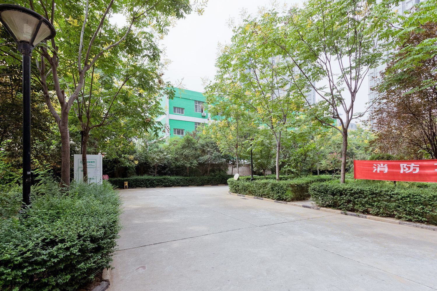 西安大明宫西地铁口温馨一室回民街10分钟普通公寓(分店)