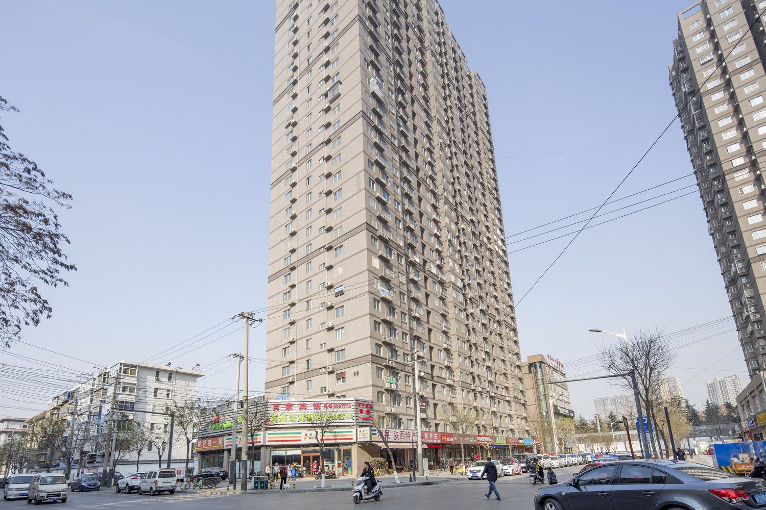 西安远方的家大雁塔地铁口暖居双床房整租普通公寓