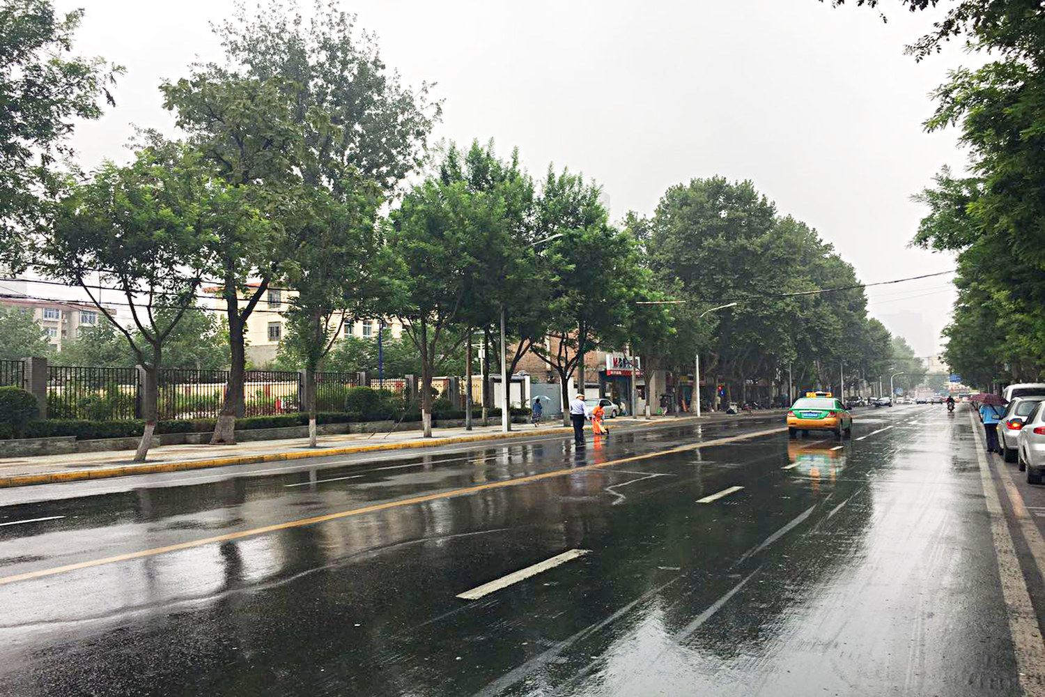 西安清境城墙边地铁口温馨两居室普通公寓(分店)