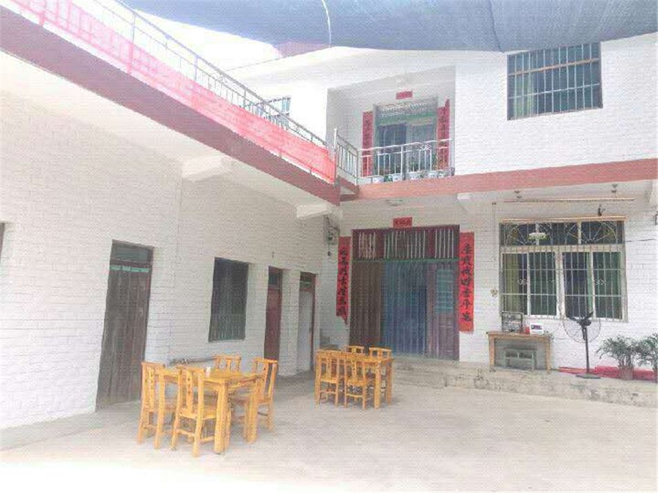 西安翠华山杜鹃农家乐