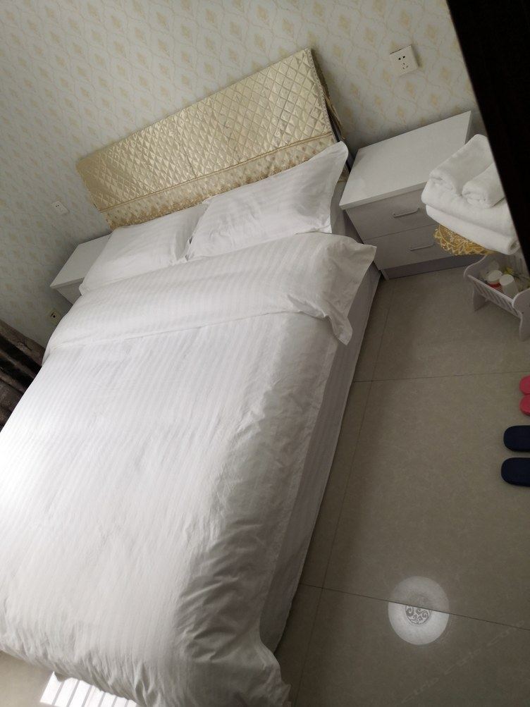 西安孟妮公寓