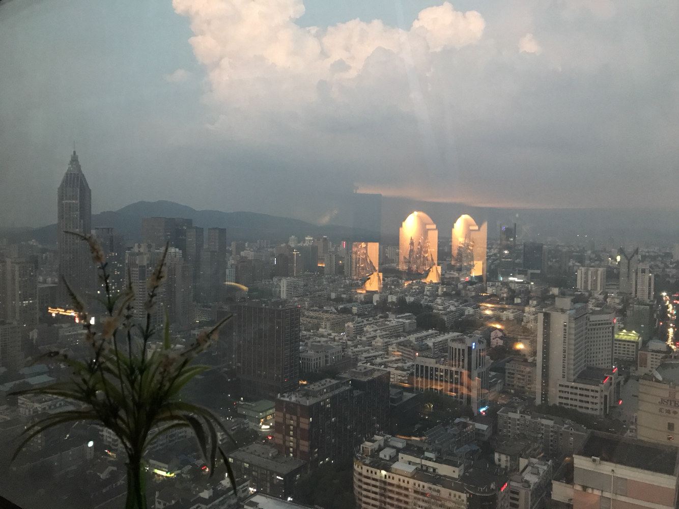 南京小世界民宿