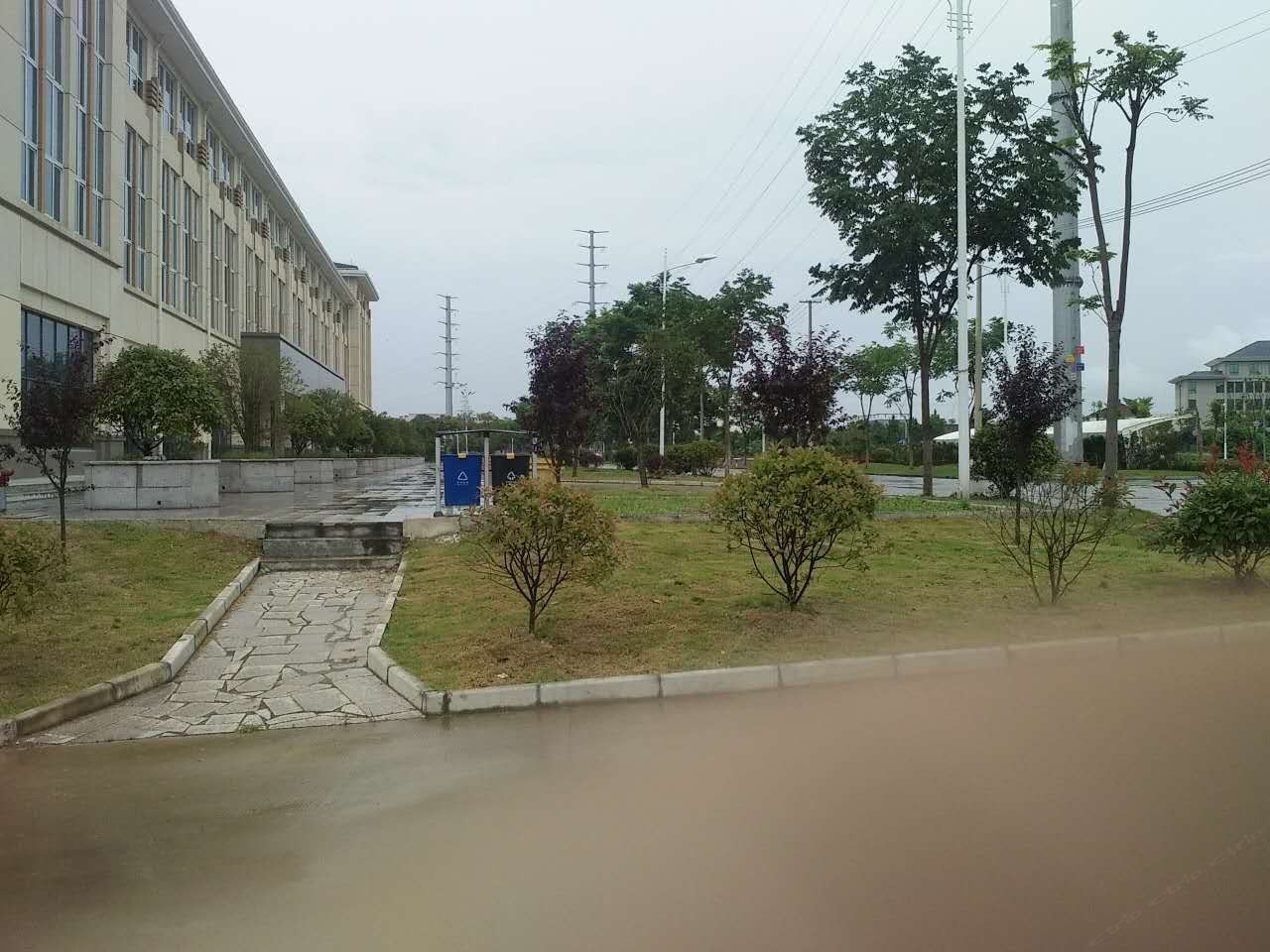 慢城之家公寓(南京银墅花园店)