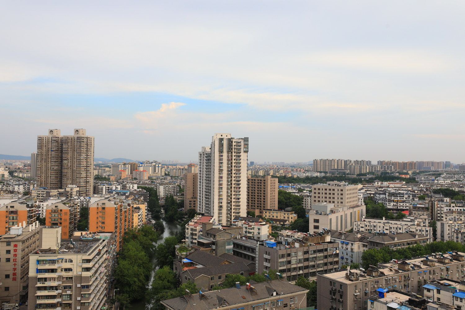 南京浪漫满屋普通公寓
