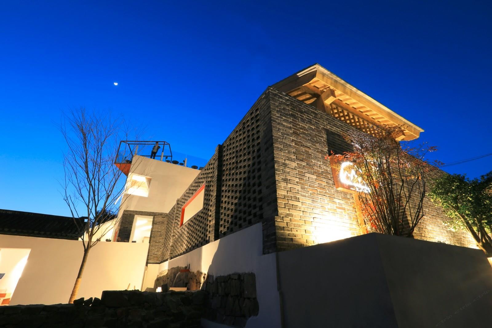 苏州无居无束酒店