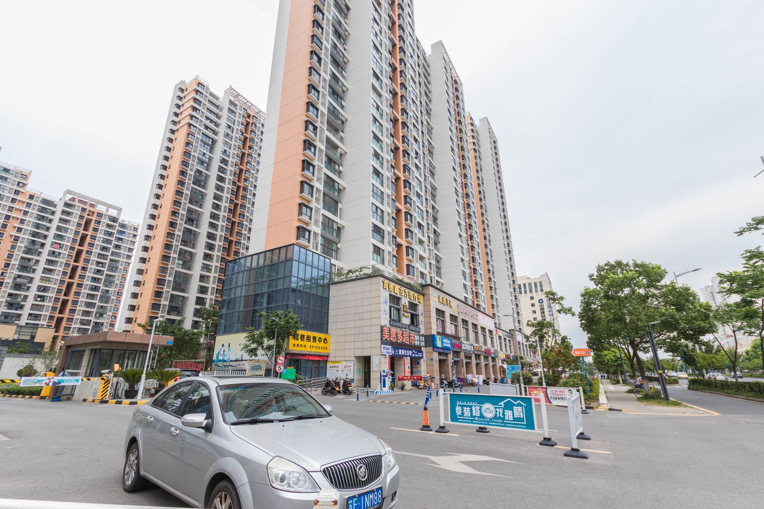 苏州他乡如有家公寓(江宙路分店)