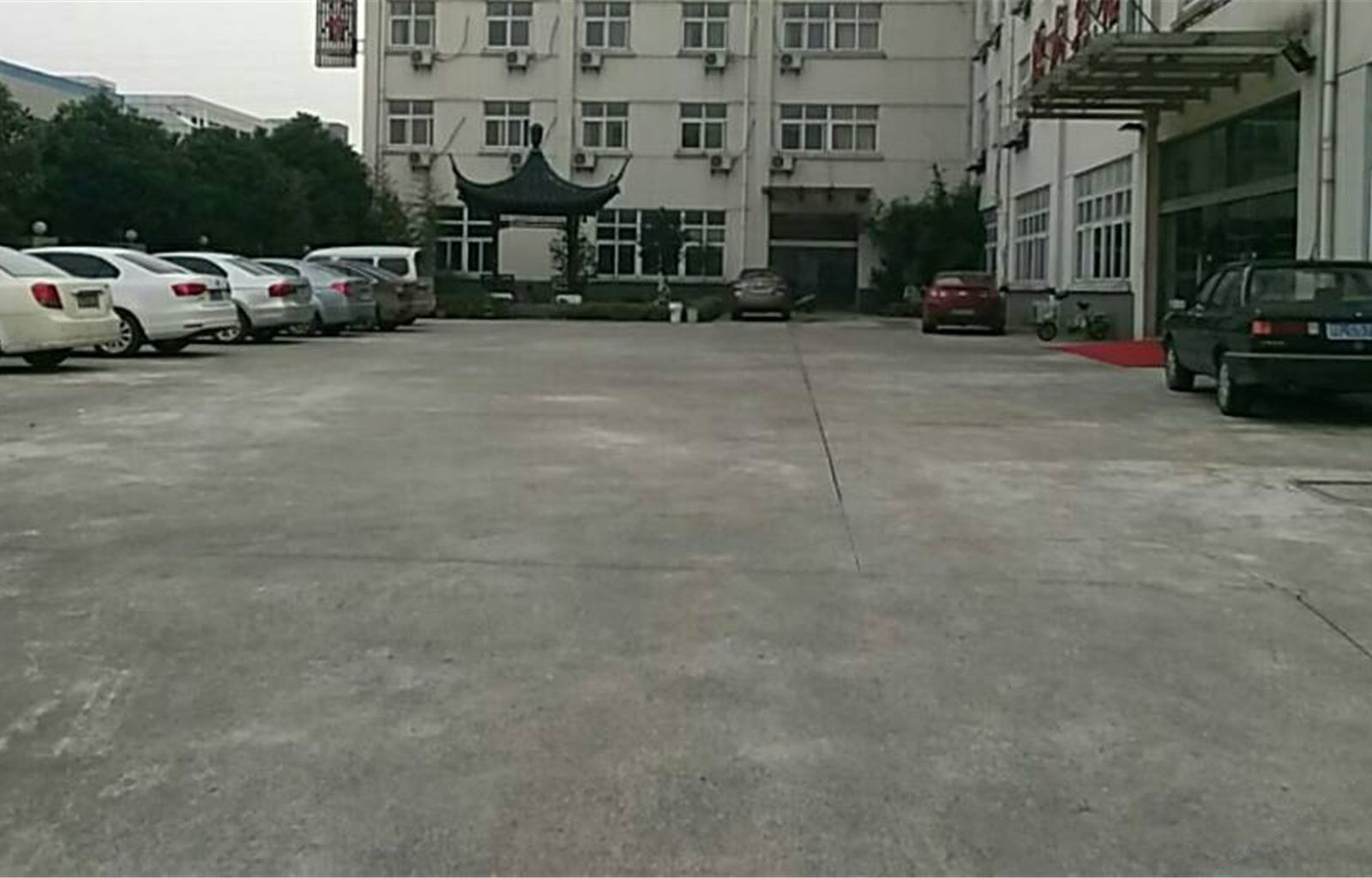镇江源龙宾馆