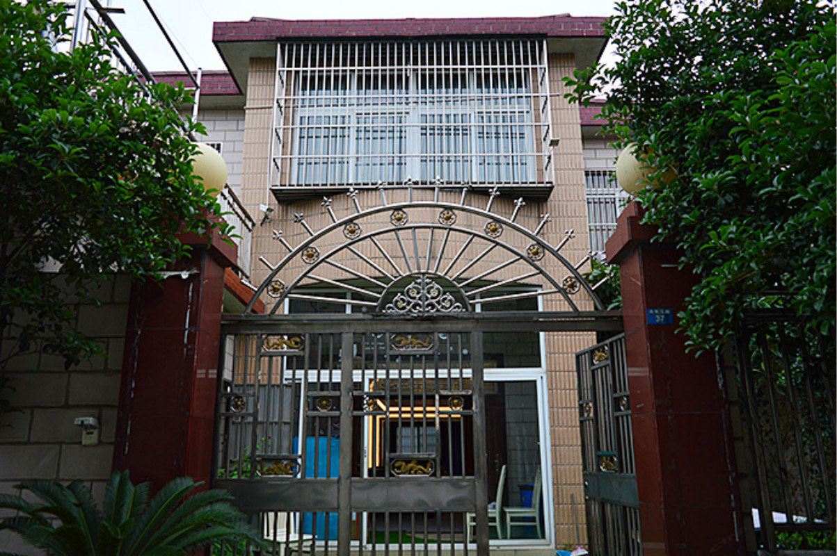 青春派轰趴别墅(扬州宏溪路店)