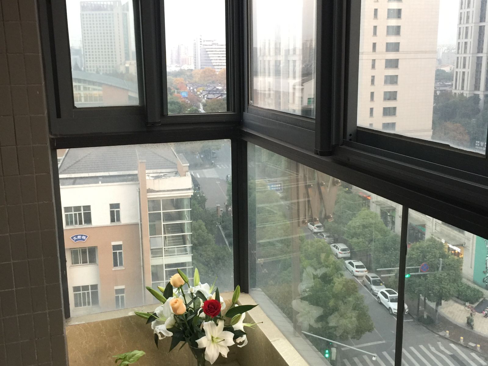 杭州拱宸桥边风景之家普通公寓