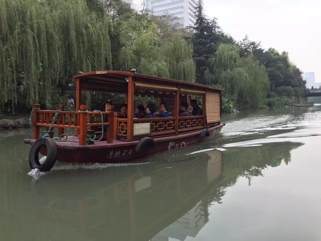 杭州东河边历史保护区内的明清老宅客栈
