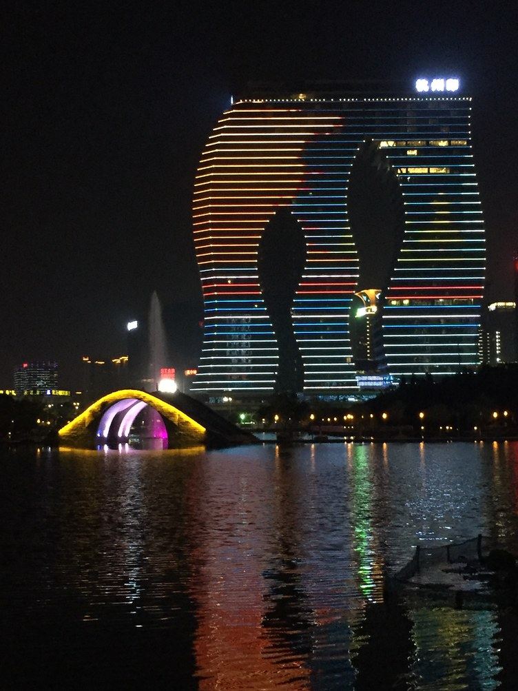 杭州钱塘江一线江景公寓