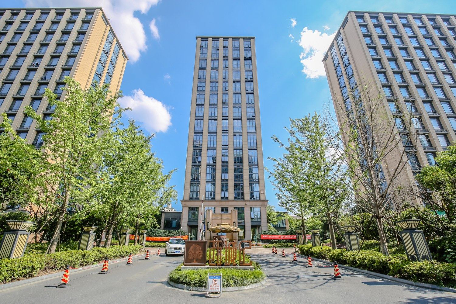 杭州一千头伤心的老虎公寓(23号店)