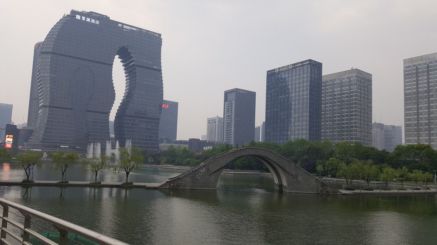 杭州莉莉公寓