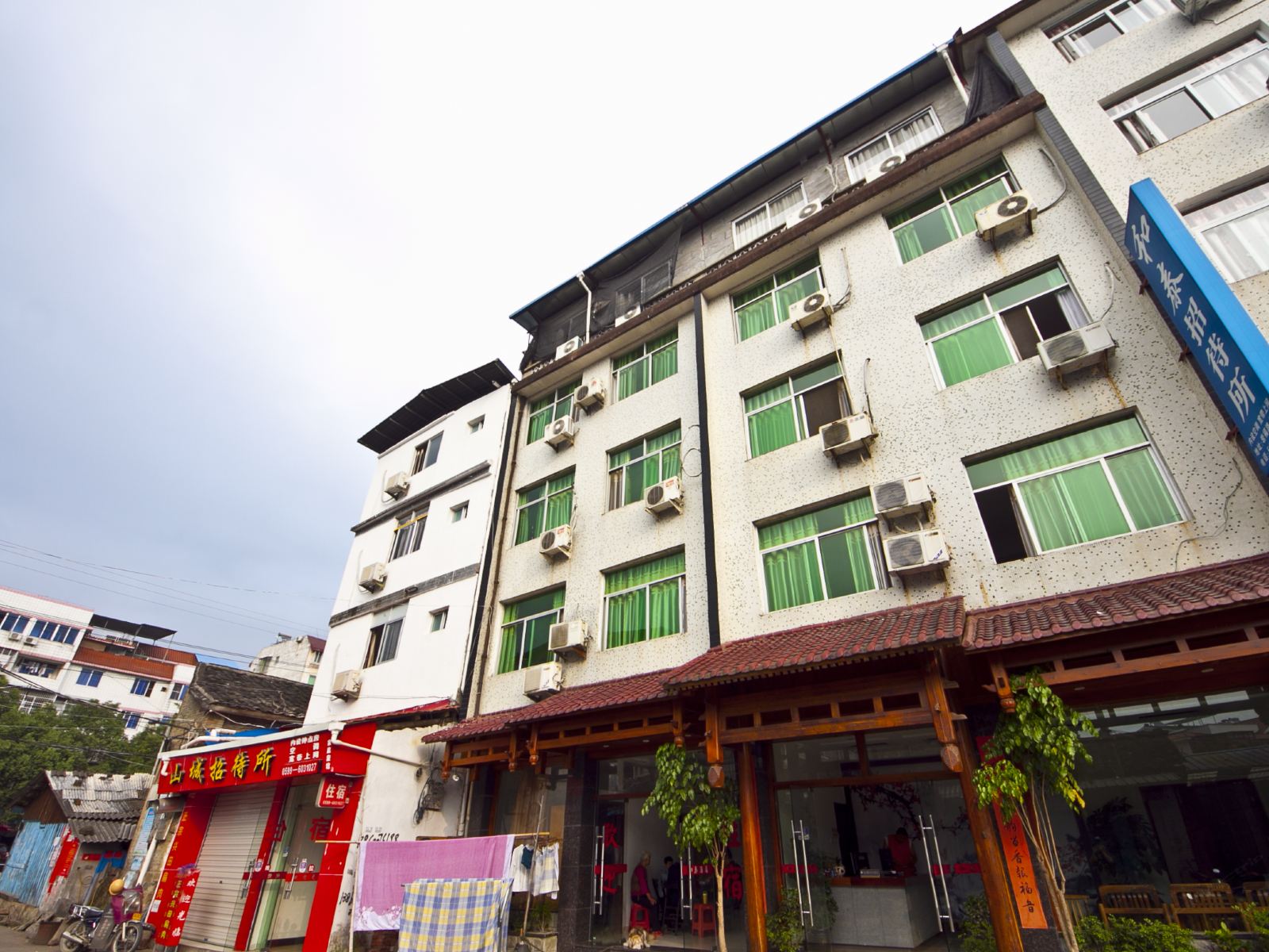 武夷山和泰快捷酒店