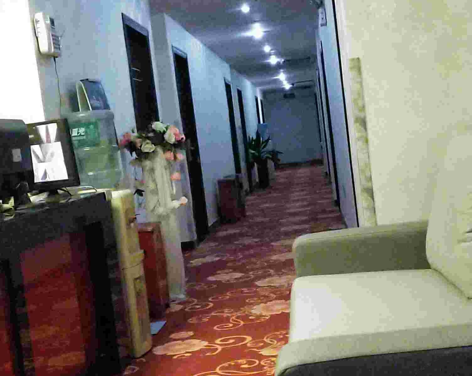 成都纯鑫商务酒店