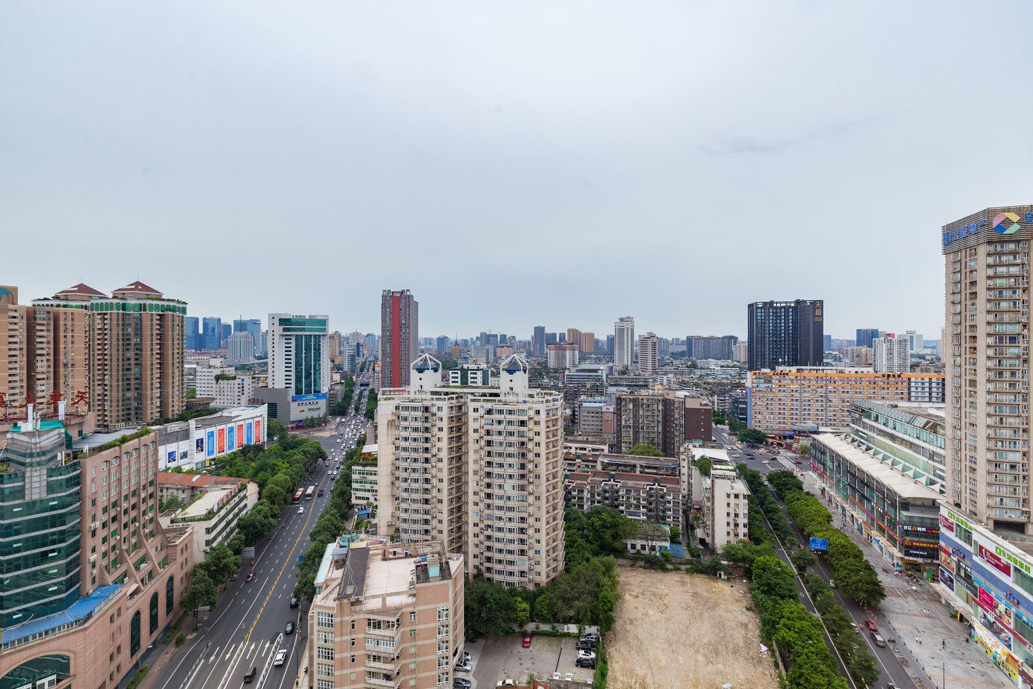 成都热爱舞蹈和旅游的全职妈妈复式