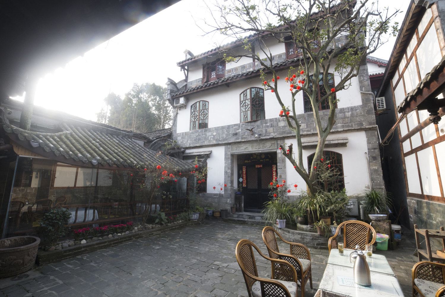 成都黄龙溪大院坝民宿(正街分店)