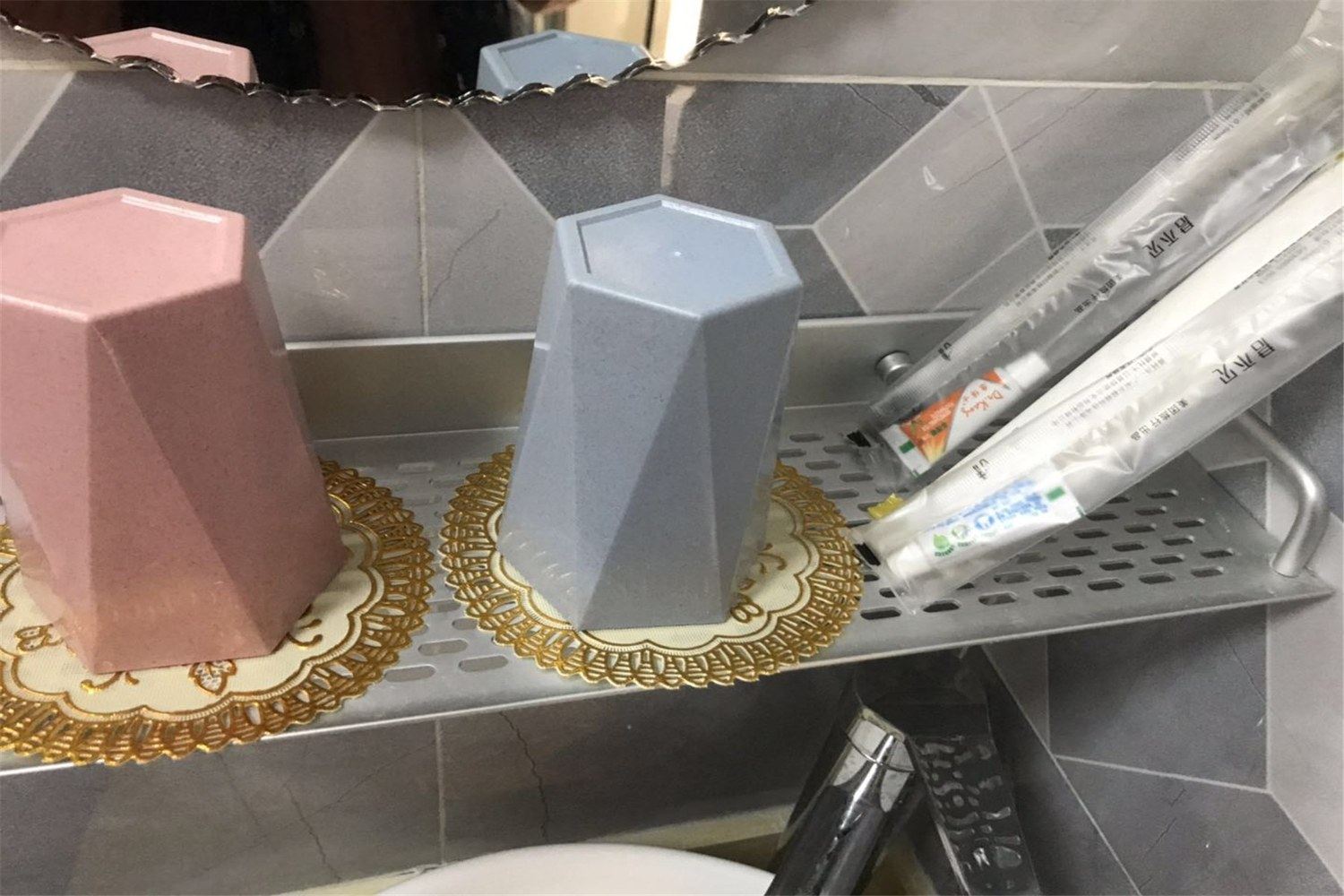 其他