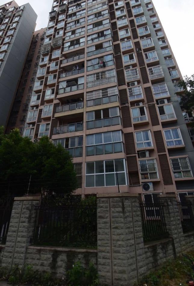 歇会儿精品民宿(成都理工大学店)