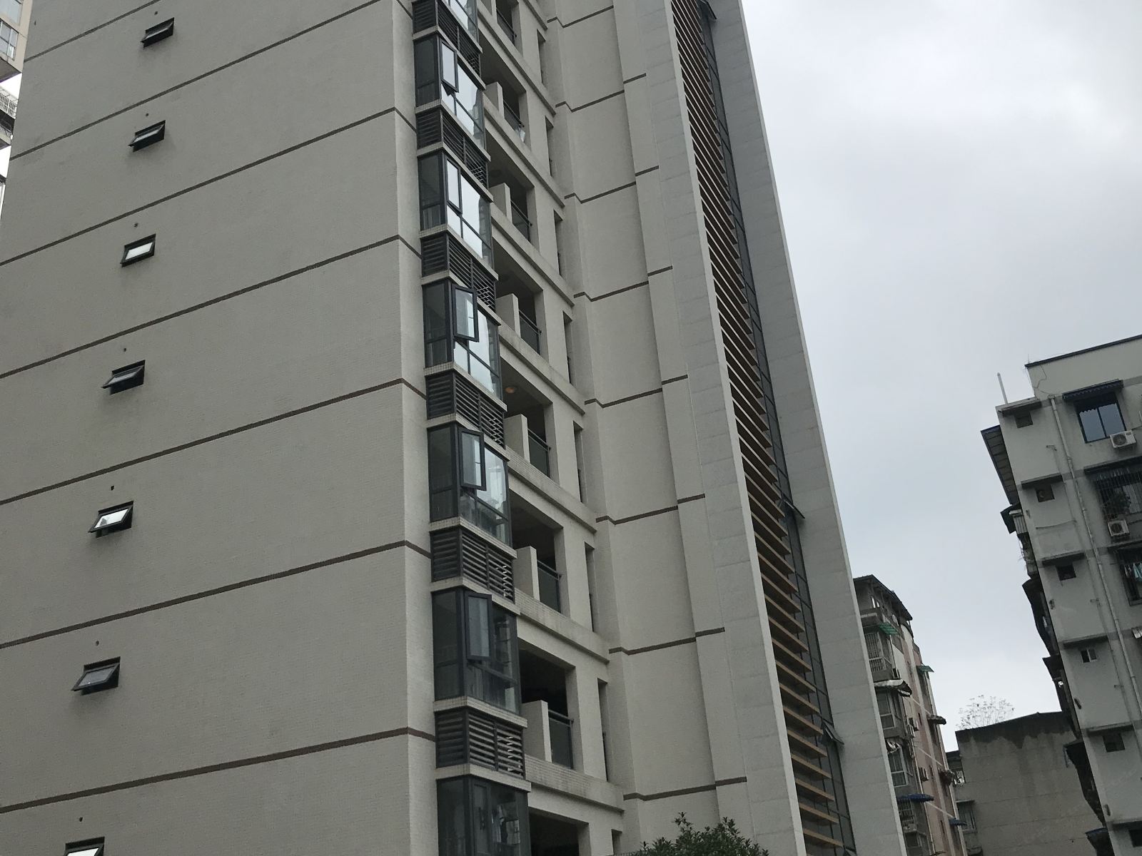 优途逸家公寓(成都熊猫基地店)