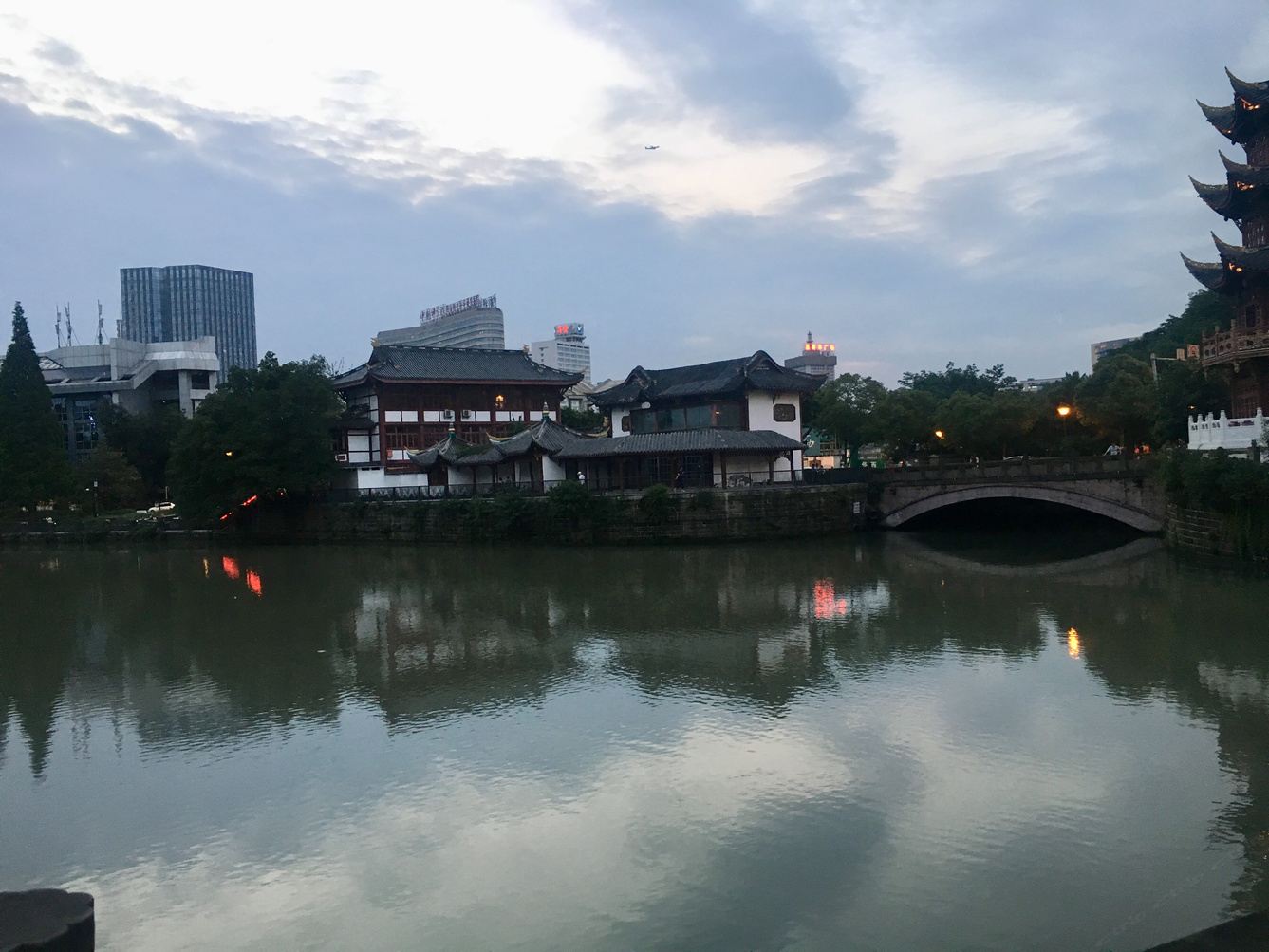 其他
