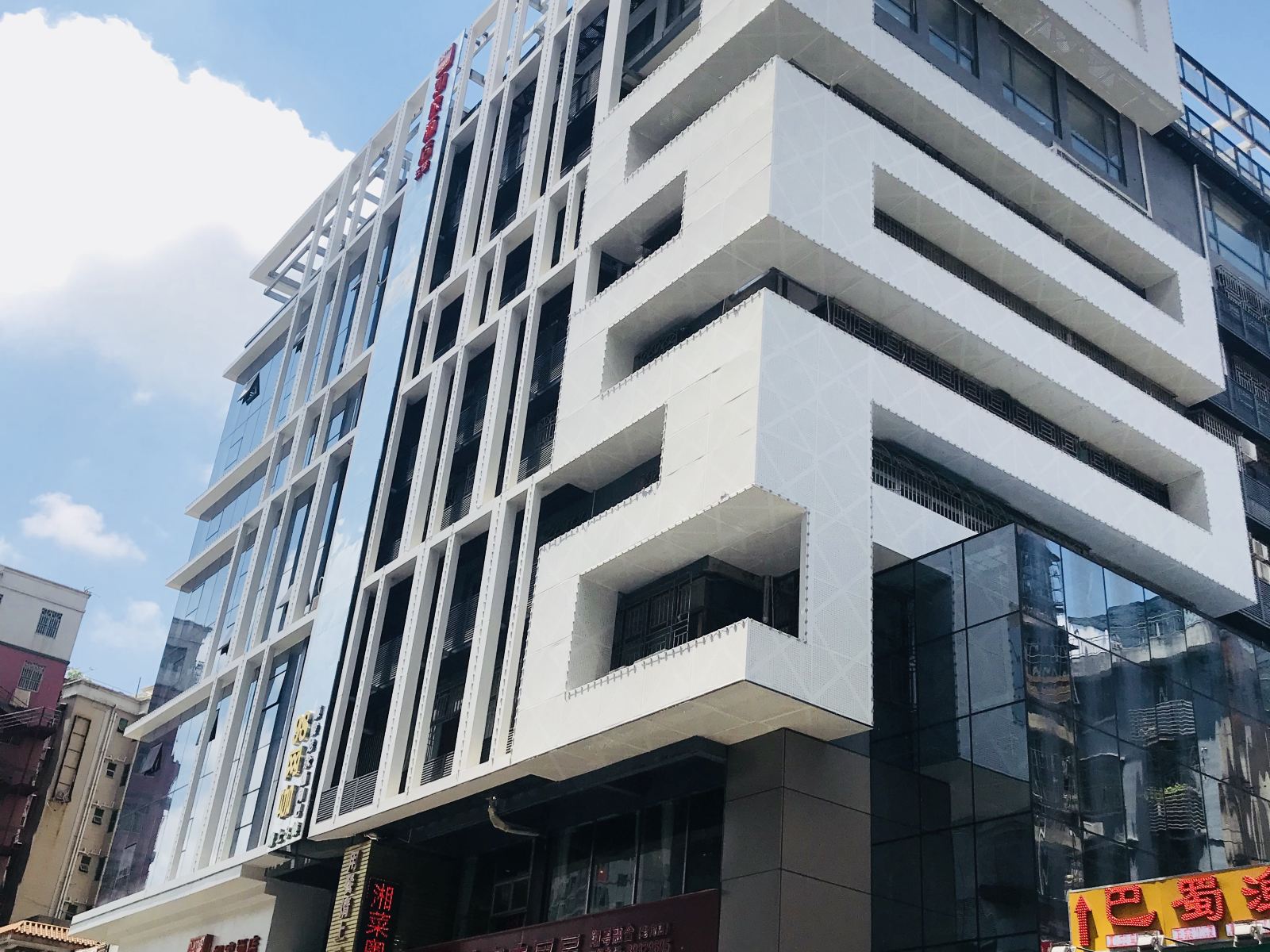 如家酒店·neo(深圳东站布吉老街店)