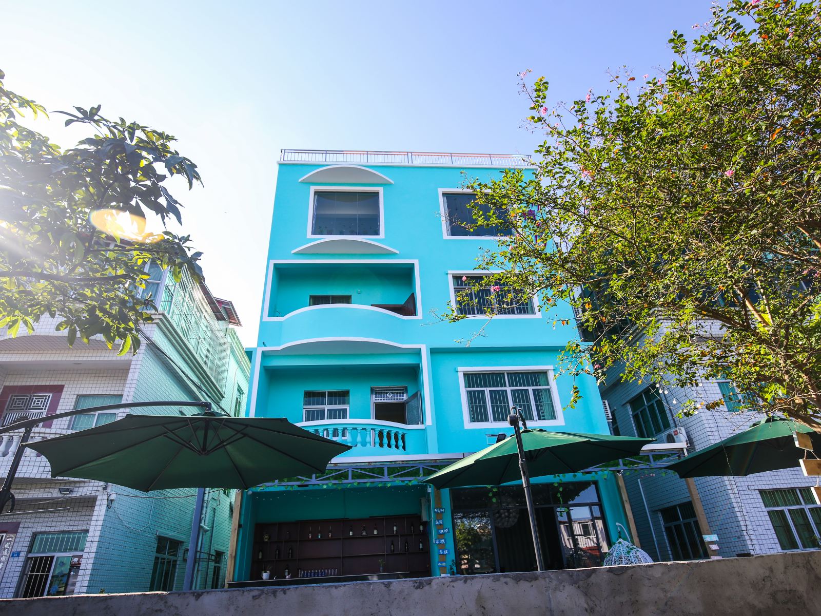 深圳有情岁月客栈