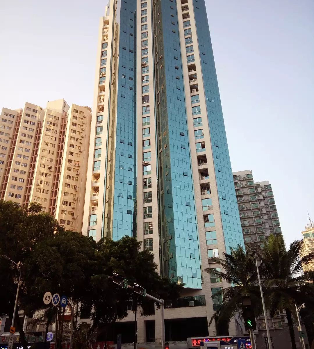 深圳鲁班客栈
