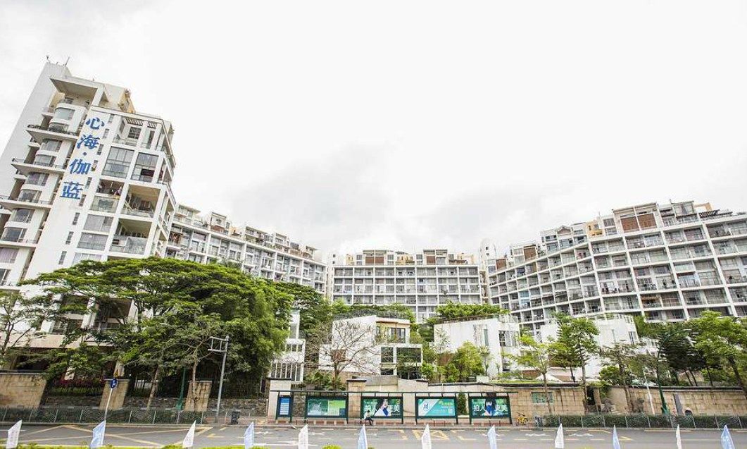 深圳风景复式家庭短租房公寓