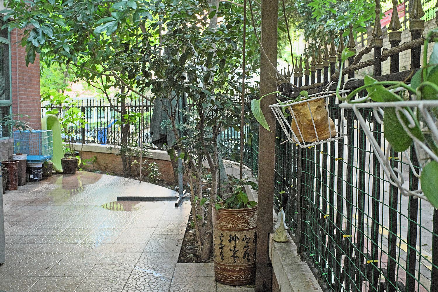 小花之家公寓(深圳中翠路店)