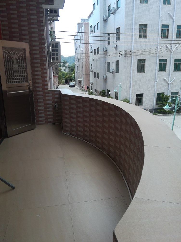 深圳蓝天穗美公寓(龙平西路街心公园分店)