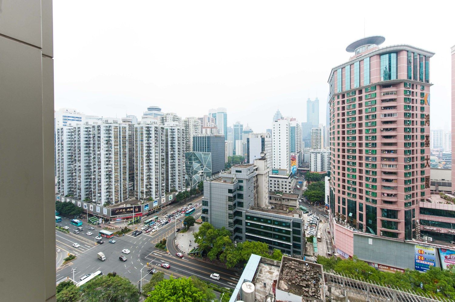 深圳豪顺亿港澳8号公寓（原鑫凤凰）(东门中路分店)